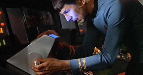 star-trek_spock_bridge-viewer.jpg