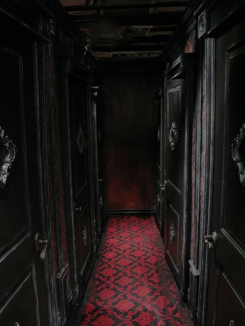 inn hallway.jpg