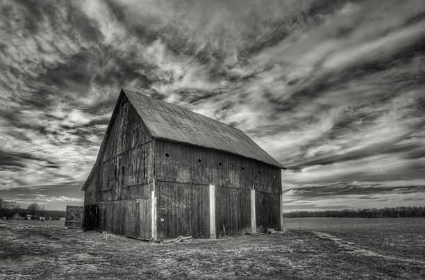 dead familys barn.jpg