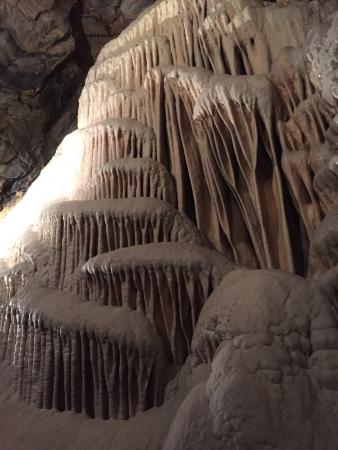 indian-echo-caverns.jpg