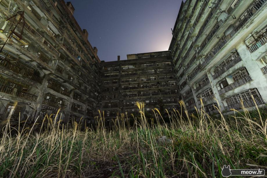 close up on abandoned island structure.jpg