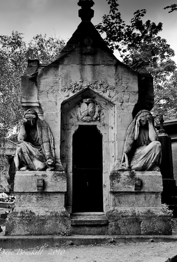 the tomb.jpg